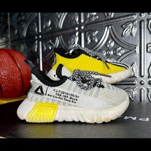 Toddler shoe bundle- sz. 5.5